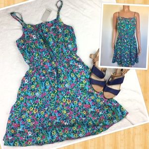 🎉HP🎉 NEW Poet Blue Floral Spaghetti Strap Dress